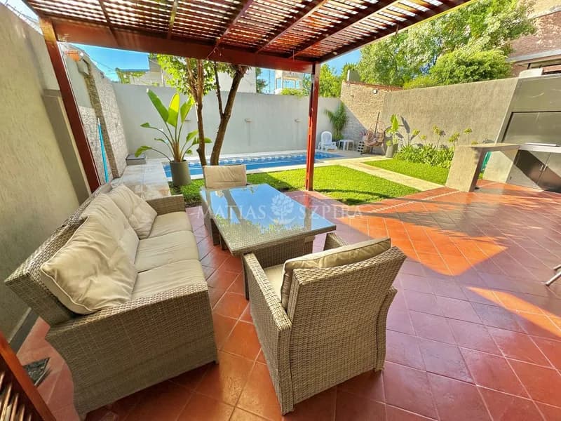 Casa en venta · San Antonio de Padua, Merlo, GBA Oeste, Provincia de Buenos Aires Casa en venta · San Antonio de Padua, Merlo, GBA Oeste, Provincia de Buenos Aires