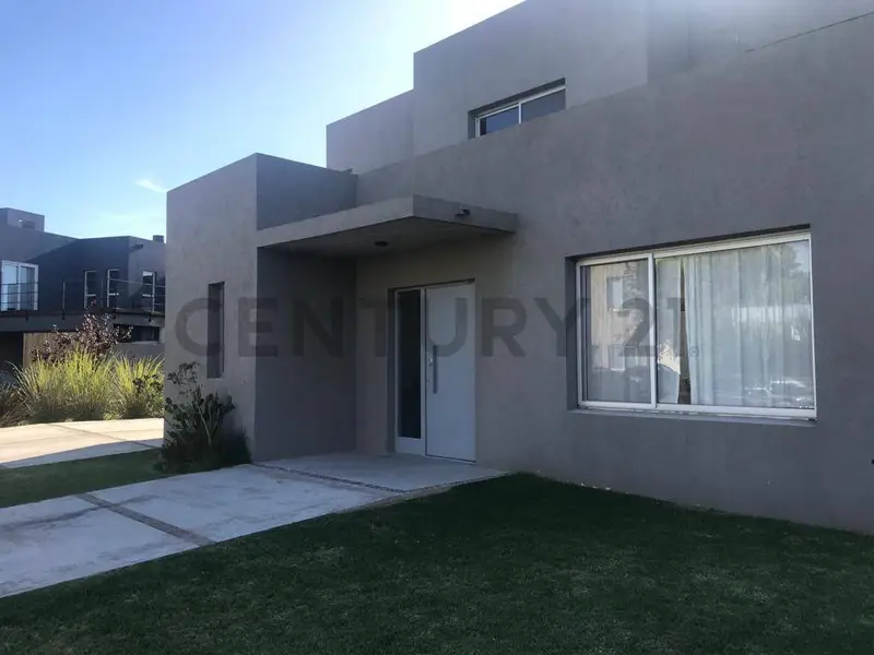 Casa en venta · Troncos Del Talar, Tigre, Tigre, GBA Norte, Provincia de Buenos Aires Casa en venta · Troncos Del Talar, Tigre, Tigre, GBA Norte, Provincia de Buenos Aires