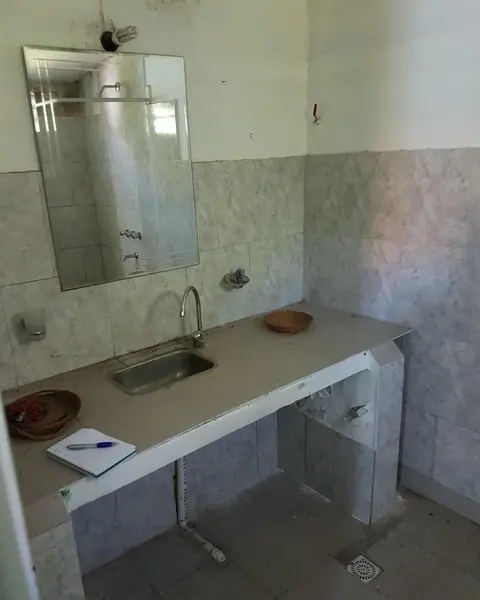 Casa en venta · Lomas del Mirador, La Matanza, GBA Oeste, Provincia de Buenos Aires Casa en venta · Lomas del Mirador, La Matanza, GBA Oeste, Provincia de Buenos Aires