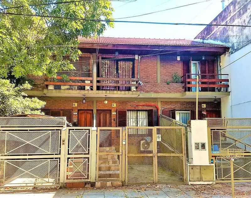 Casa en venta · Villa Sarmiento, Morón, GBA Oeste, Provincia de Buenos Aires Casa en venta · Villa Sarmiento, Morón, GBA Oeste, Provincia de Buenos Aires