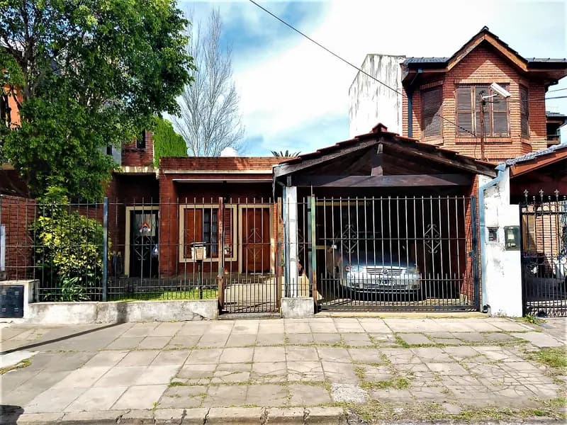 Casa en venta · Ramos Mejia, La Matanza, GBA Oeste, Provincia de Buenos Aires Casa en venta · Ramos Mejia, La Matanza, GBA Oeste, Provincia de Buenos Aires