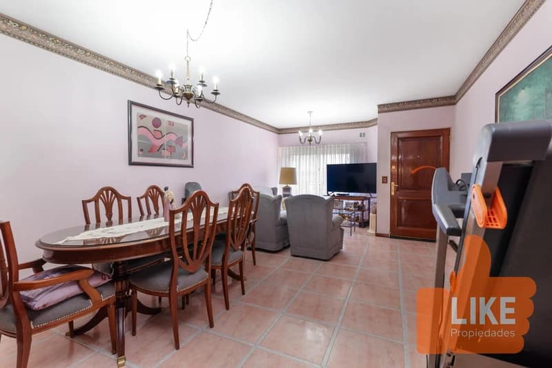 Casa en venta · Villa del Parque, CABA Casa en venta · Villa del Parque, CABA