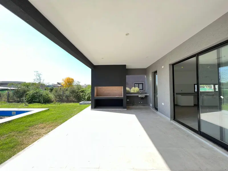 Casa en venta · Haras Santa María, Escobar, GBA Norte, Provincia de Buenos Aires Casa en venta · Haras Santa María, Escobar, GBA Norte, Provincia de Buenos Aires