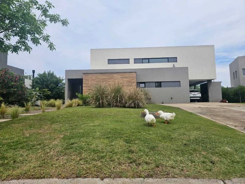 Casa en venta · El Cantón, Escobar, GBA Norte, Provincia de Buenos Aires Casa en venta · El Cantón, Escobar, GBA Norte, Provincia de Buenos Aires