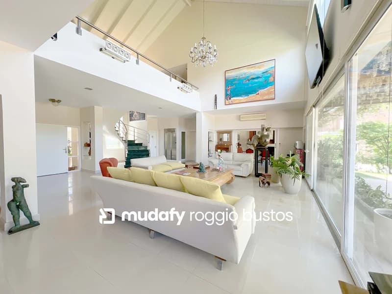 Casa en venta · Lomas de la Carolina, Córdoba Capital, Córdoba Casa en venta · Lomas de la Carolina, Córdoba Capital, Córdoba