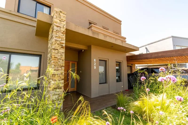 Casa en venta · Escobar, GBA Norte, Provincia de Buenos Aires Casa en venta · Escobar, GBA Norte, Provincia de Buenos Aires