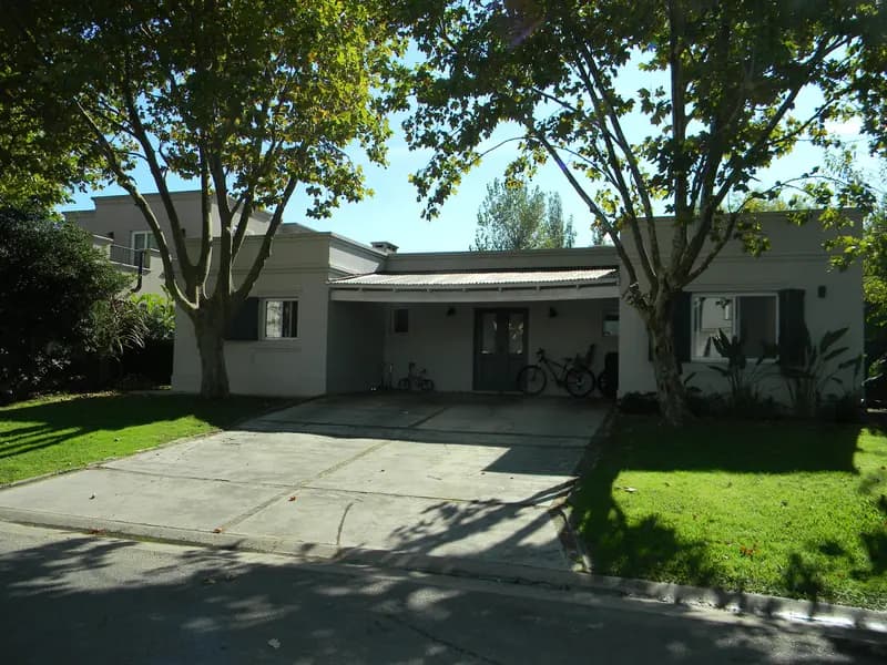 Casa en venta · Santa Bárbara, Tigre, GBA Norte, Provincia de Buenos Aires Casa en venta · Santa Bárbara, Tigre, GBA Norte, Provincia de Buenos Aires