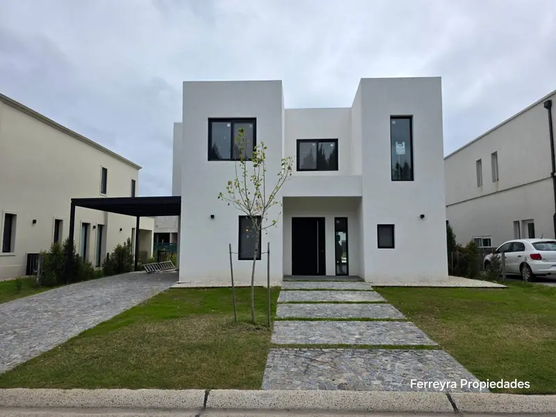 Casa en venta · Tigre, GBA Norte, Provincia de Buenos Aires Casa en venta · Tigre, GBA Norte, Provincia de Buenos Aires