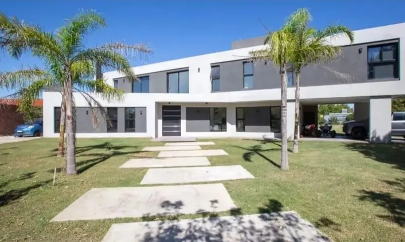 Casa en venta · Haras San Pablo, General Rodriguez, GBA Oeste, Provincia de Buenos Aires Casa en venta · Haras San Pablo, General Rodriguez, GBA Oeste, Provincia de Buenos Aires