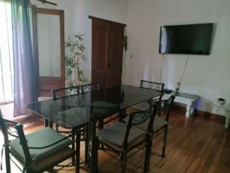 Casa en venta · El Palomar, Morón, GBA Oeste, Provincia de Buenos Aires Casa en venta · El Palomar, Morón, GBA Oeste, Provincia de Buenos Aires