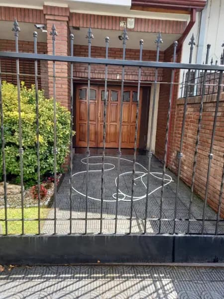 Casa en venta · Morón, GBA Oeste, Provincia de Buenos Aires Casa en venta · Morón, GBA Oeste, Provincia de Buenos Aires