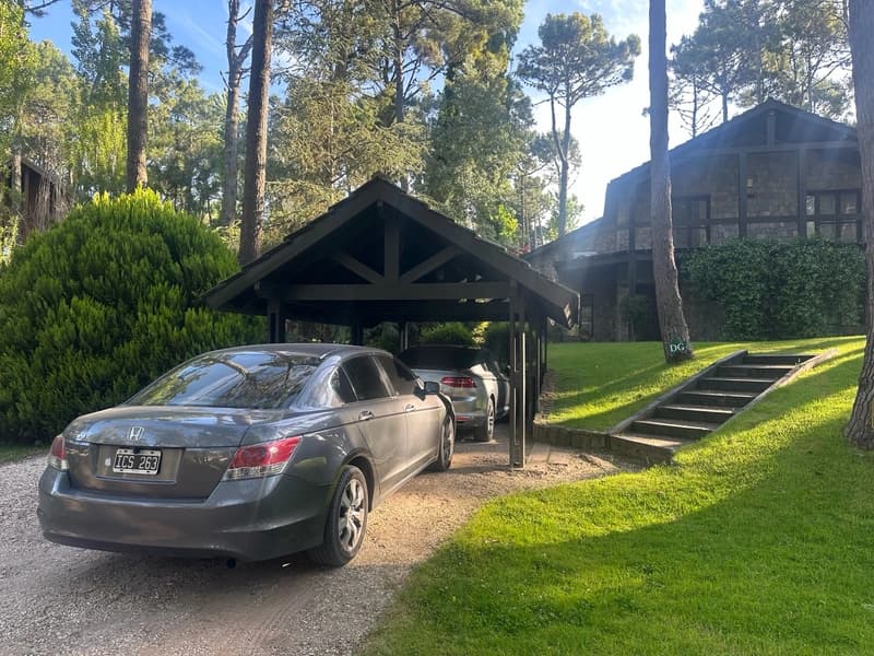 Casa en venta · Cariló, Costa Atlántica, Provincia de Buenos Aires Casa en venta · Cariló, Costa Atlántica, Provincia de Buenos Aires