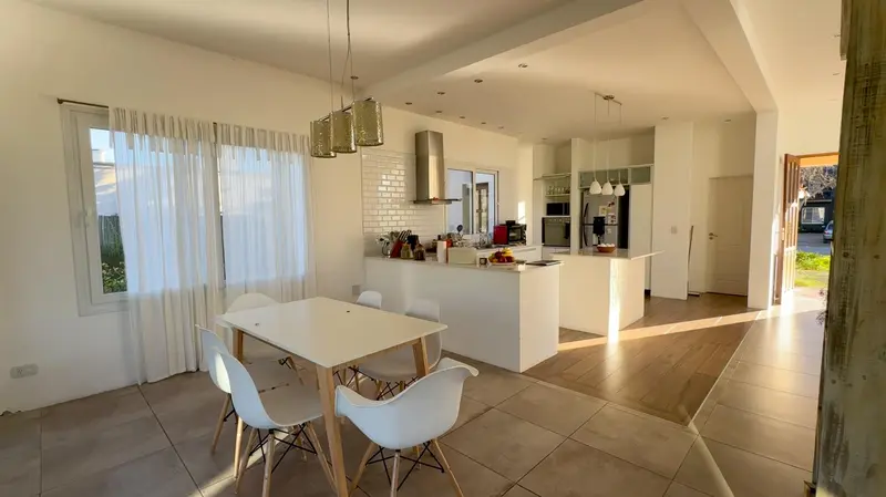 Casa en venta · San Francisco B. P., Pilar, GBA Norte, Provincia de Buenos Aires Casa en venta · San Francisco B. P., Pilar, GBA Norte, Provincia de Buenos Aires