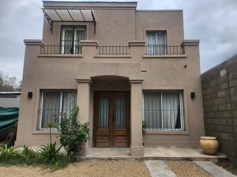 Casa en venta · Ingeniero Maschwitz, Escobar, GBA Norte, Provincia de Buenos Aires Casa en venta · Ingeniero Maschwitz, Escobar, GBA Norte, Provincia de Buenos Aires